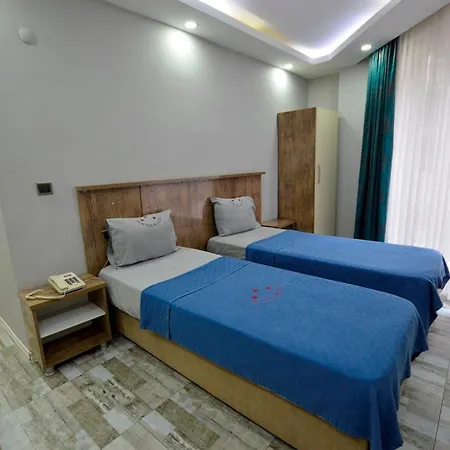 Tuem Palace 3*